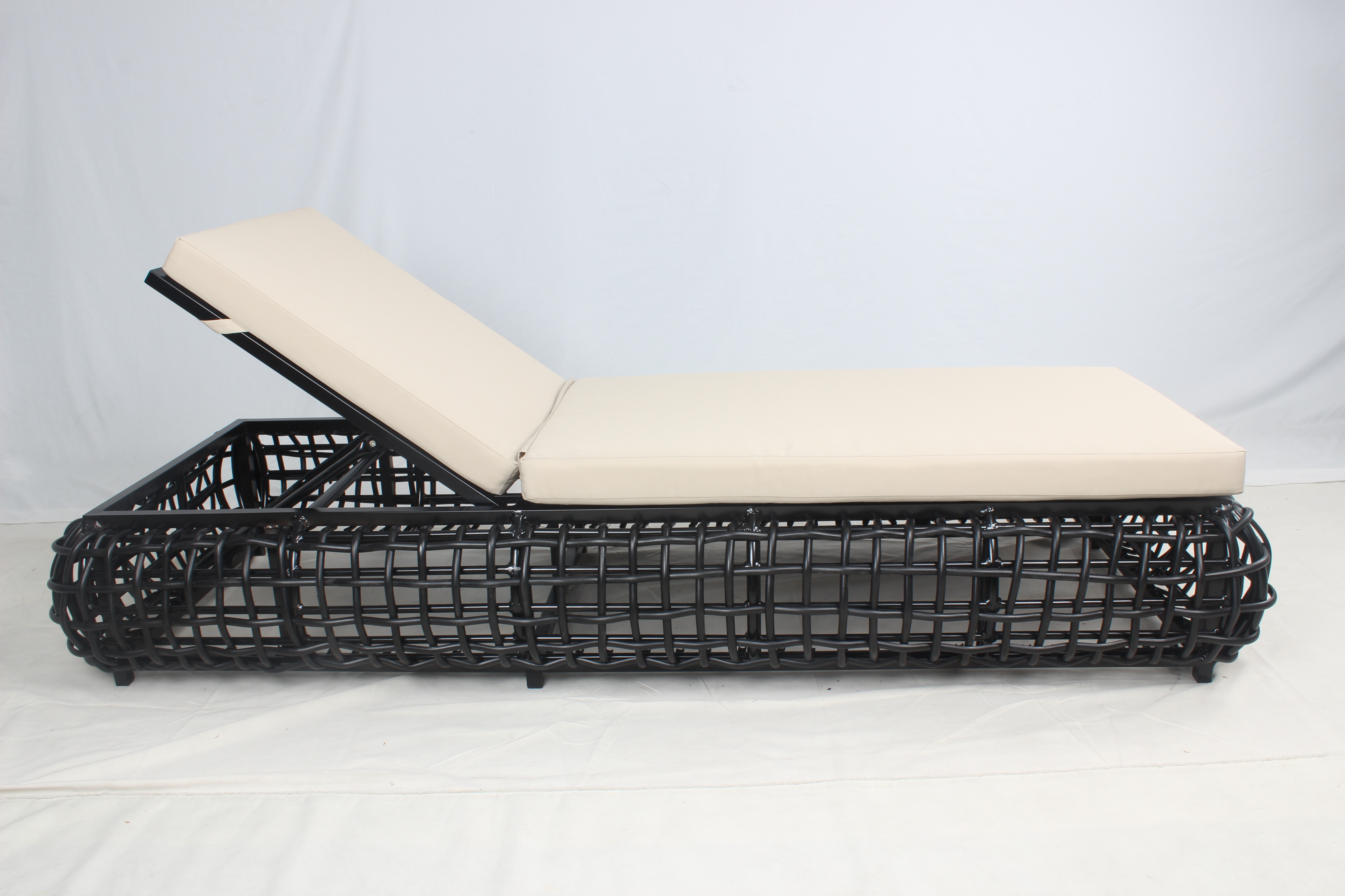 Letto singolo da esterno casual nero intrecciato